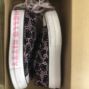 Hello Kitty X Converse Platform sneakers Women's 7